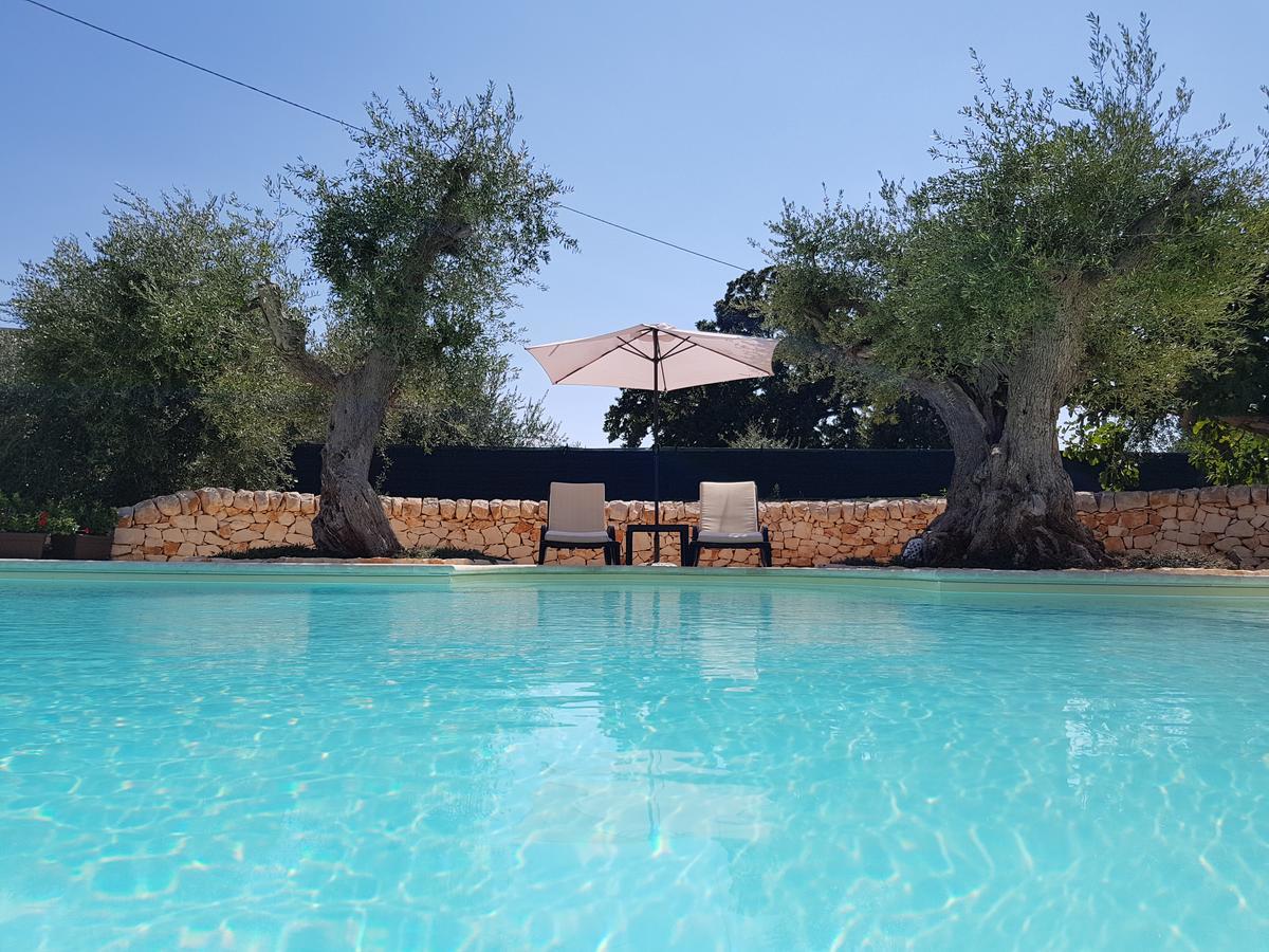 Almapetra Trulli Resort Locorotondo Exterior foto